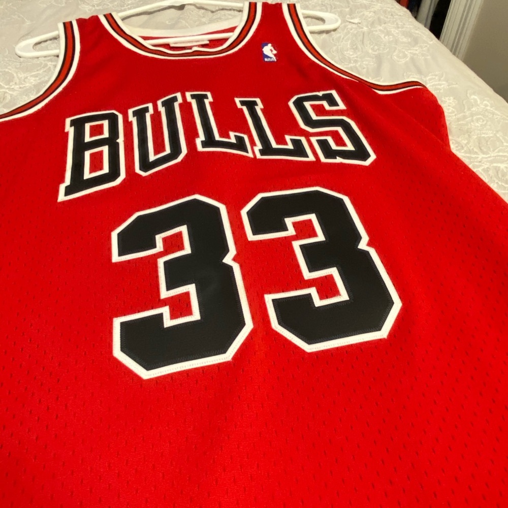 Bulls Jersey (Pippen #33)